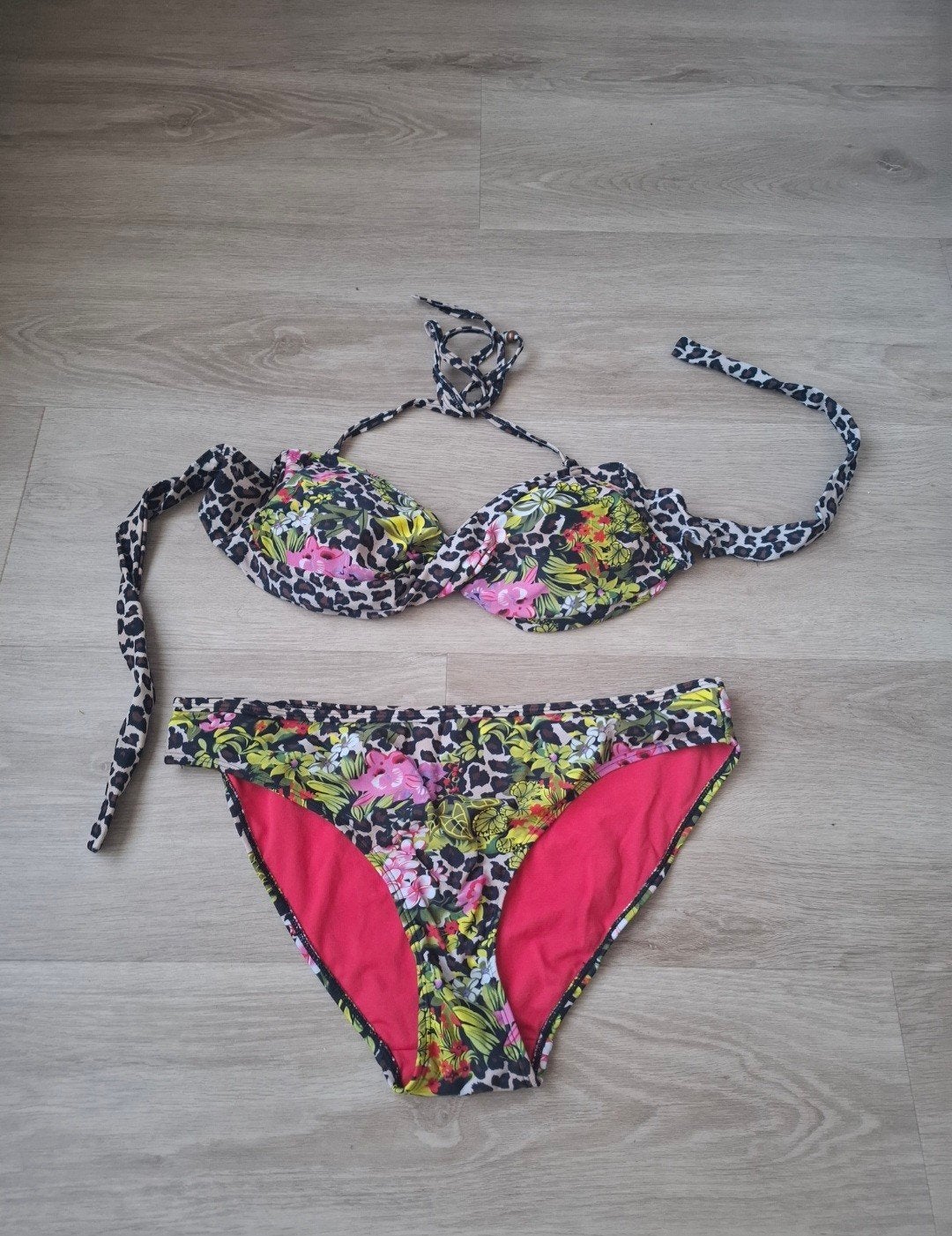 Bikini Hunkemöller maat 40, Kleding | Dames, Badmode en Zwemkleding, Hunkemöller, Ophalen of Verzenden, Zo goed als nieuw, Bikini