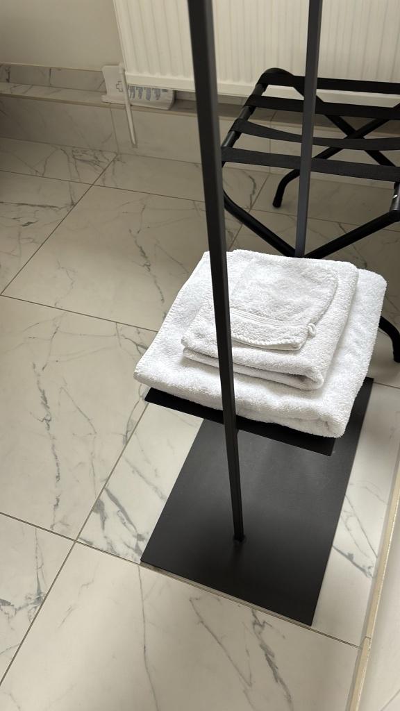 Stalen kledinghangers, Ophalen, Zo goed als nieuw, Metaal, Kinderen en Volwassenen