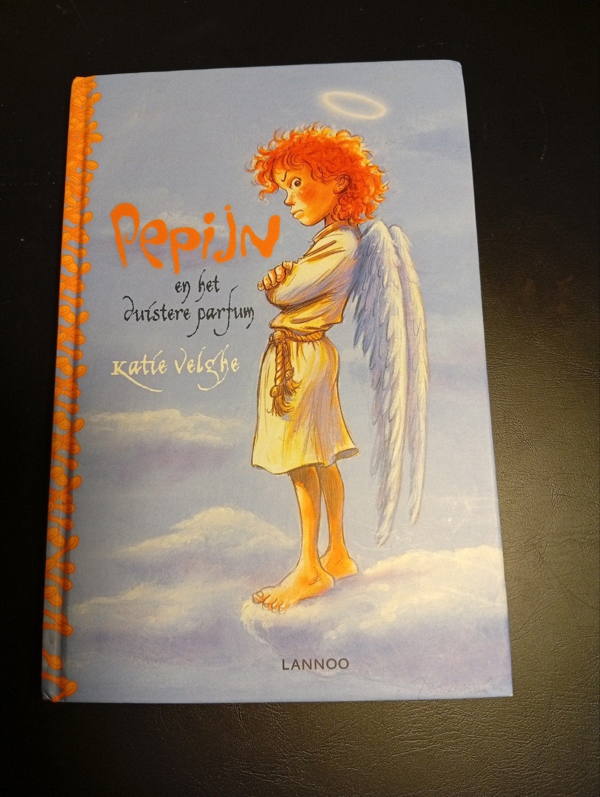 Pepijn en het duistere parfum, Ophalen, Fictie algemeen, K. Velghe, Zo goed als nieuw