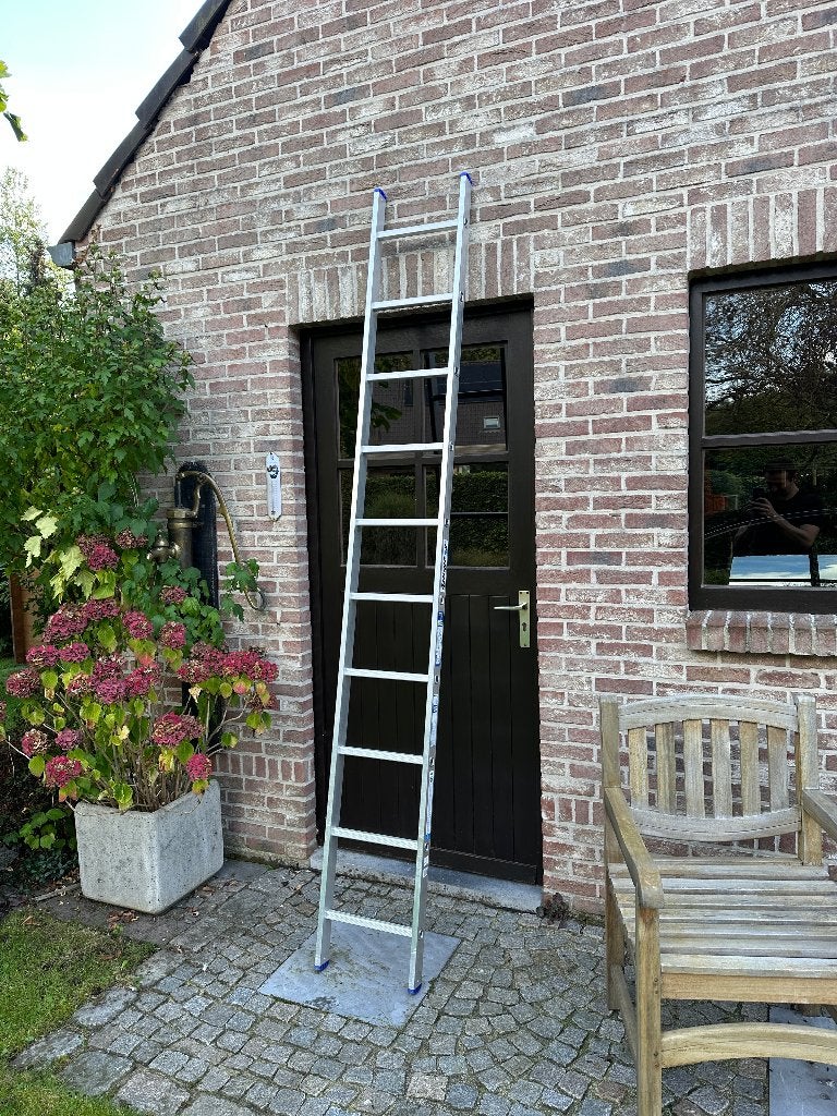 Alumexx ladder - 10 Treden, Ophalen, Zo goed als nieuw, Ladder, 2 tot 4 meter