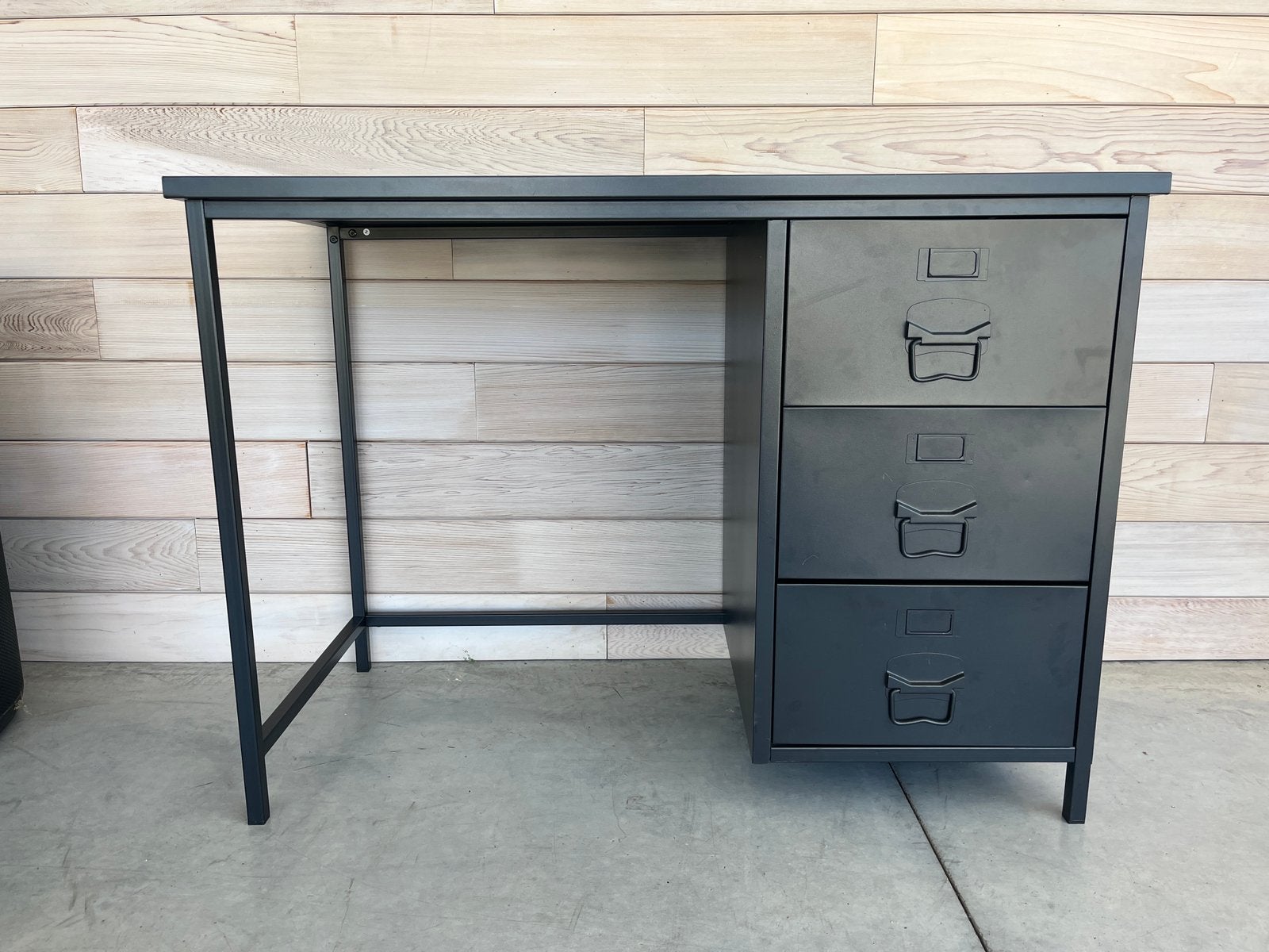 Zwarte bureau 105x52, Huis en Inrichting, Bureaus, Ophalen, Zwart, 105 cm, Gebruikt