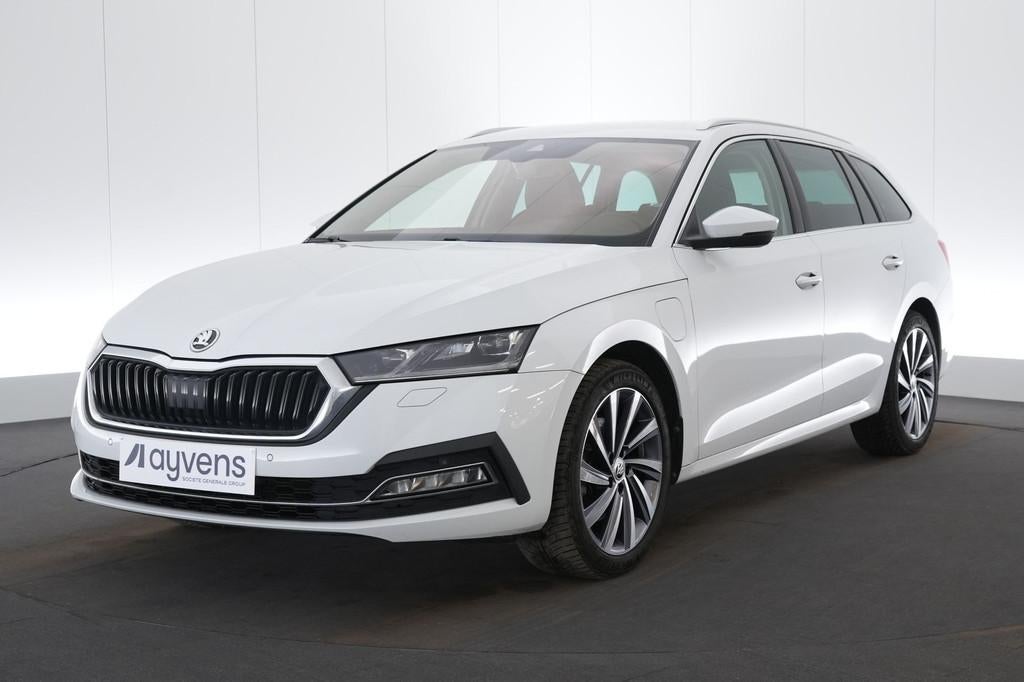 (2BDR671) SKODA OCTAVIA COMBI, Auto's, Skoda, Gebruikt, Wit, Plug-in hybride, 5 deurs