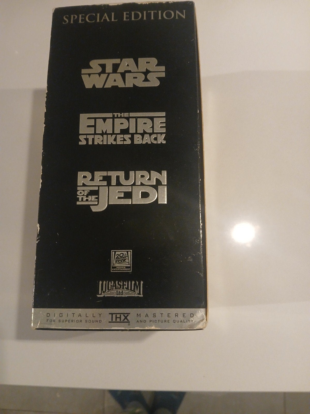 Starwars trilogie vhs, Enlèvement