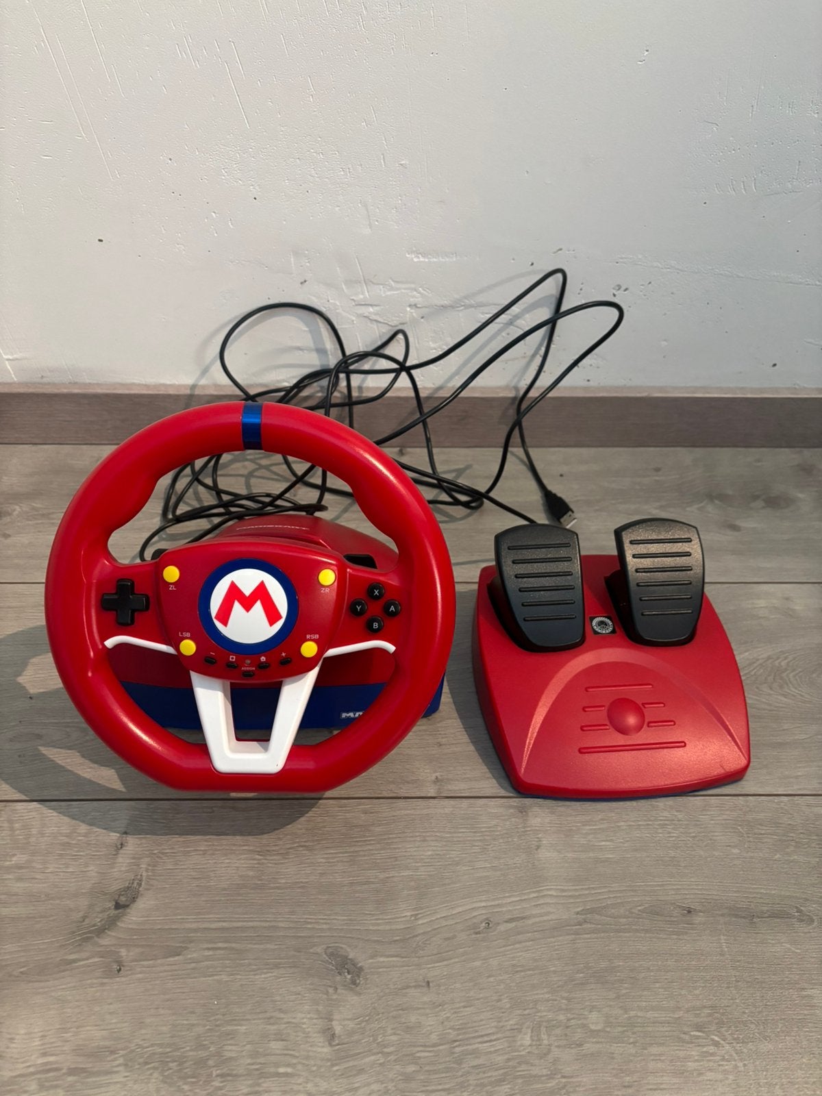Volant Mario Kart pour Nintendo Switch, Consoles de jeu & Jeux vidéo, Enlèvement, Utilisé, Switch, Volant ou Accessoire de sport
