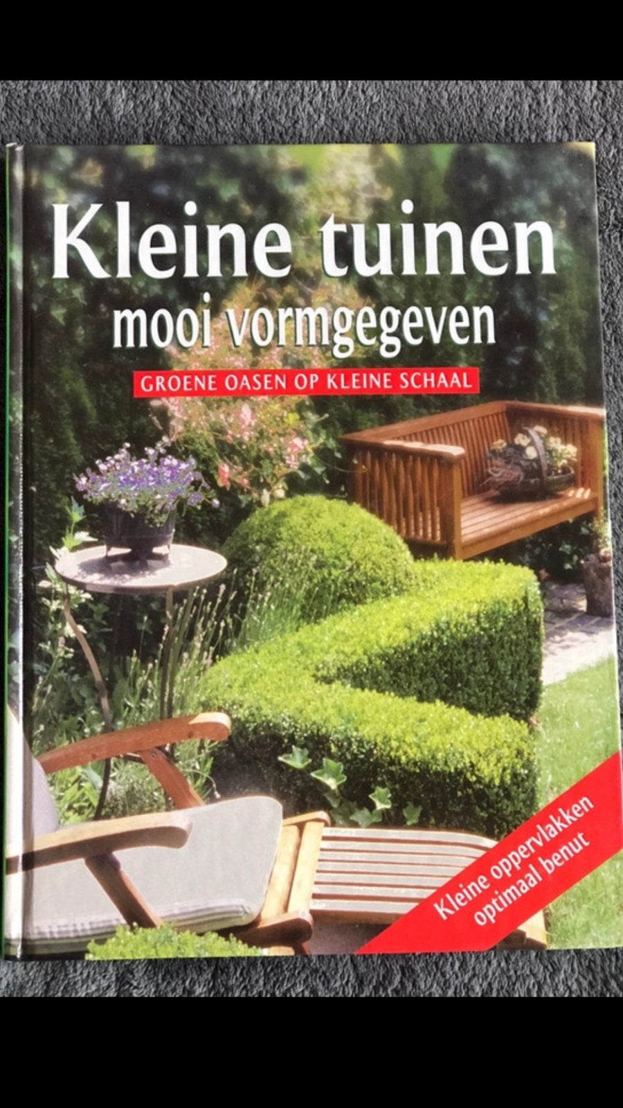 Boek kleine tuinen, Boeken, Wonen en Tuinieren, Ophalen of Verzenden, Gelezen