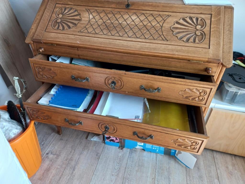 Kastje uitschuifbare latten om er bureau van te maken, Ophalen, Met lades, Gebruikt, Hout