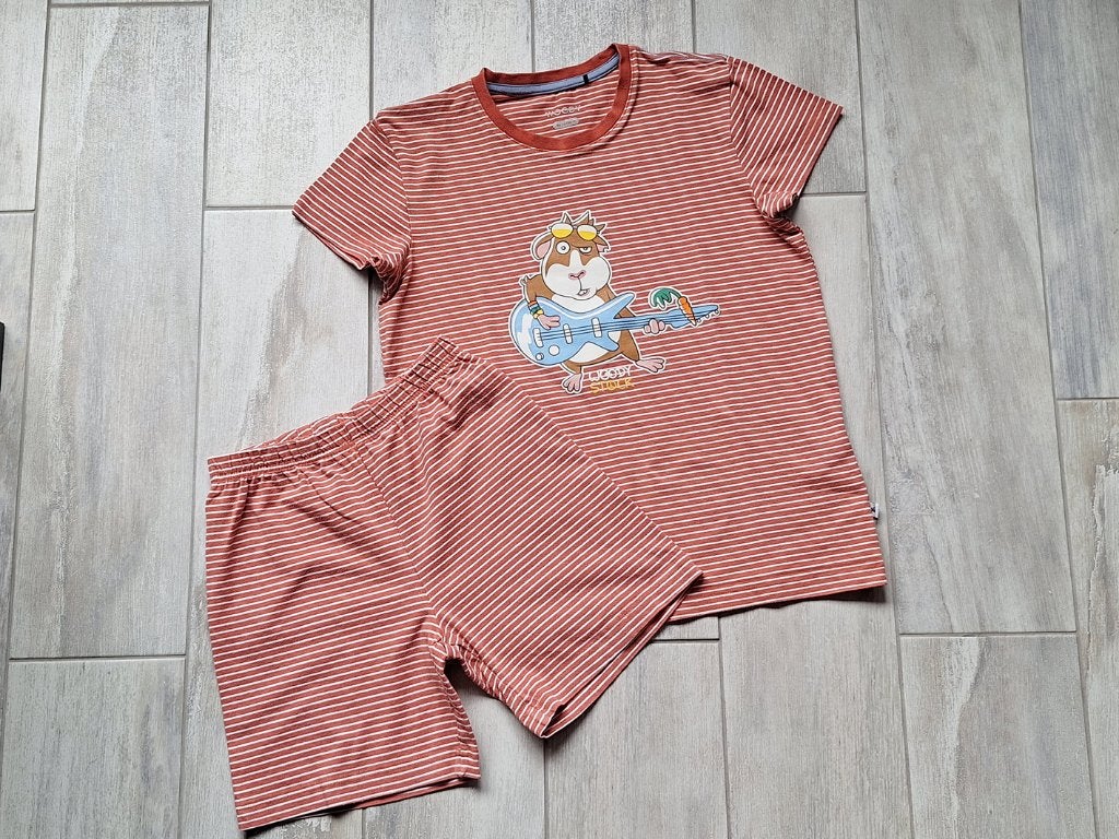 ★ M128 - Woody zomerpyjama thema cavia, Nacht- of Onderkleding, Gebruikt, Ophalen of Verzenden, Jongen