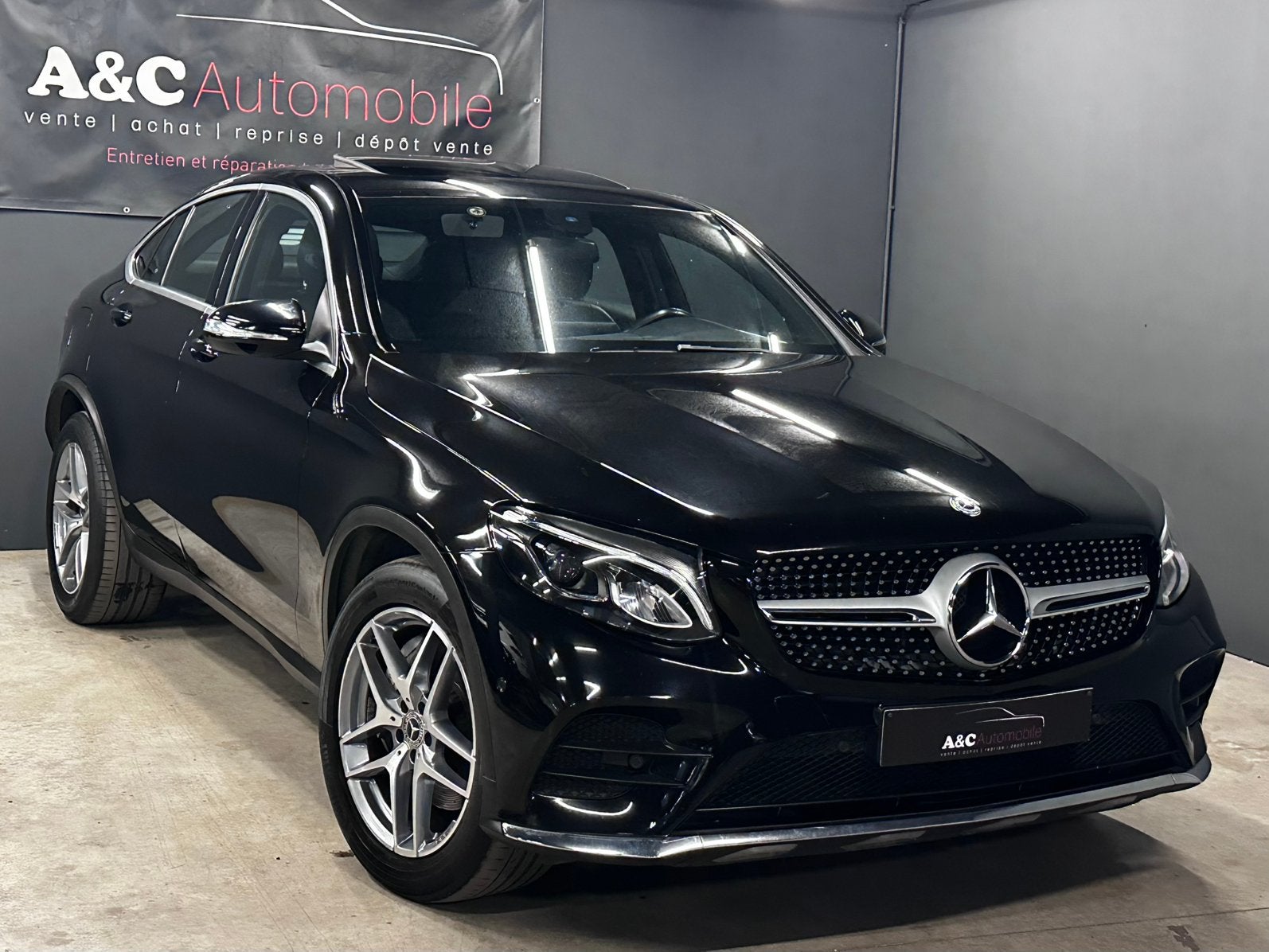 Mercedes GLC 220d pack Amg Coupe, Auto's, 4 cilinders, Zwart, 120 kW, SUV of Terreinwagen