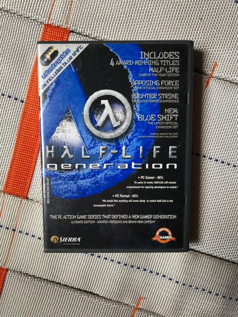 Pc games Half-Life, Ophalen of Verzenden, Zo goed als nieuw