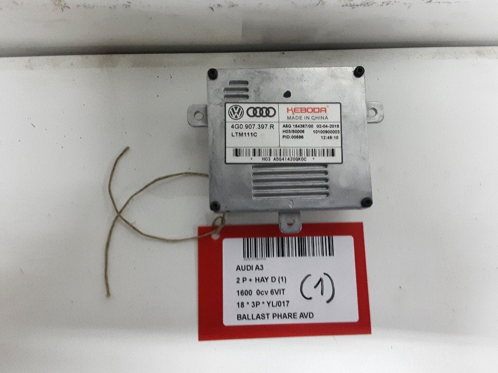 BALLAST DE PHARE XENON DROIT A3 (8V1 / 8VK) (4GO.907.397.R), Mevr. I. Hauben, Audi, Utilisé, Rue de l'Espoir 34 34
4030  GRIVEGNÉE, BE