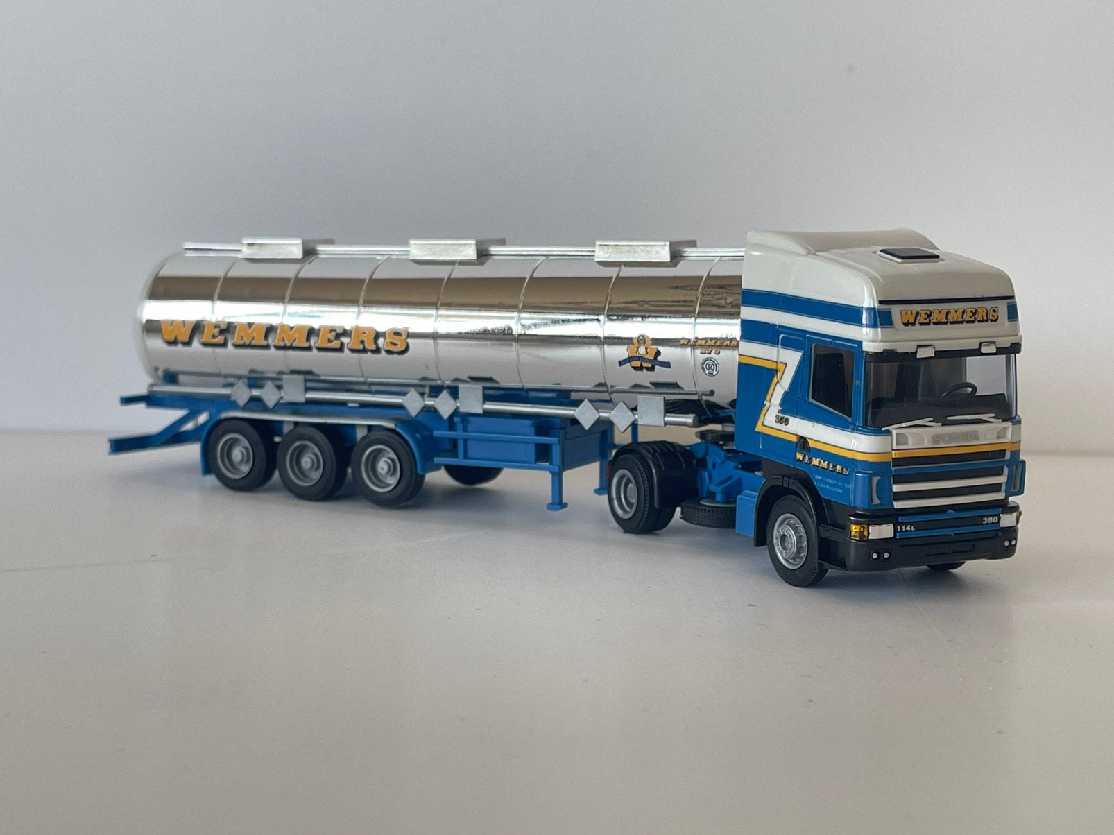 AWM Scania 114L WEMMERS SILO 1/87, Enlèvement ou Envoi, Comme neuf, Bus ou Camion, AWM