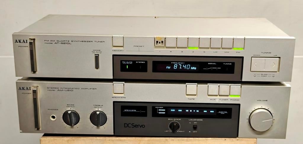 Vintage Akai Hifi Set (AM-U210 + AT-S210L) – Getest & Werken, Enlèvement