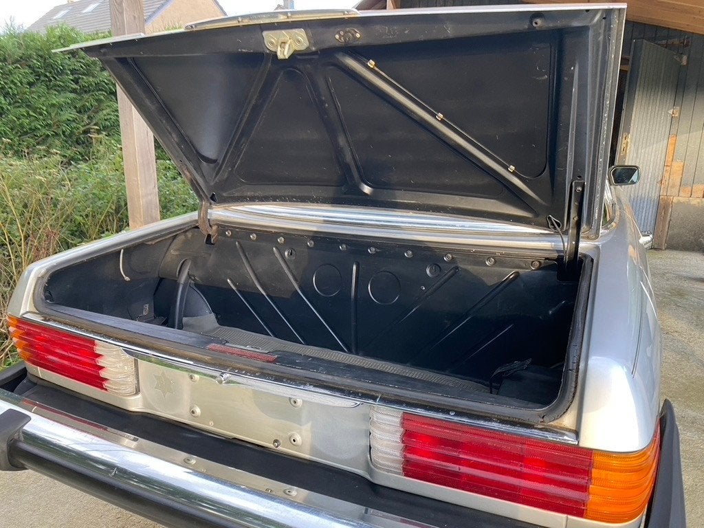Mercedes 450 SL, foto 12