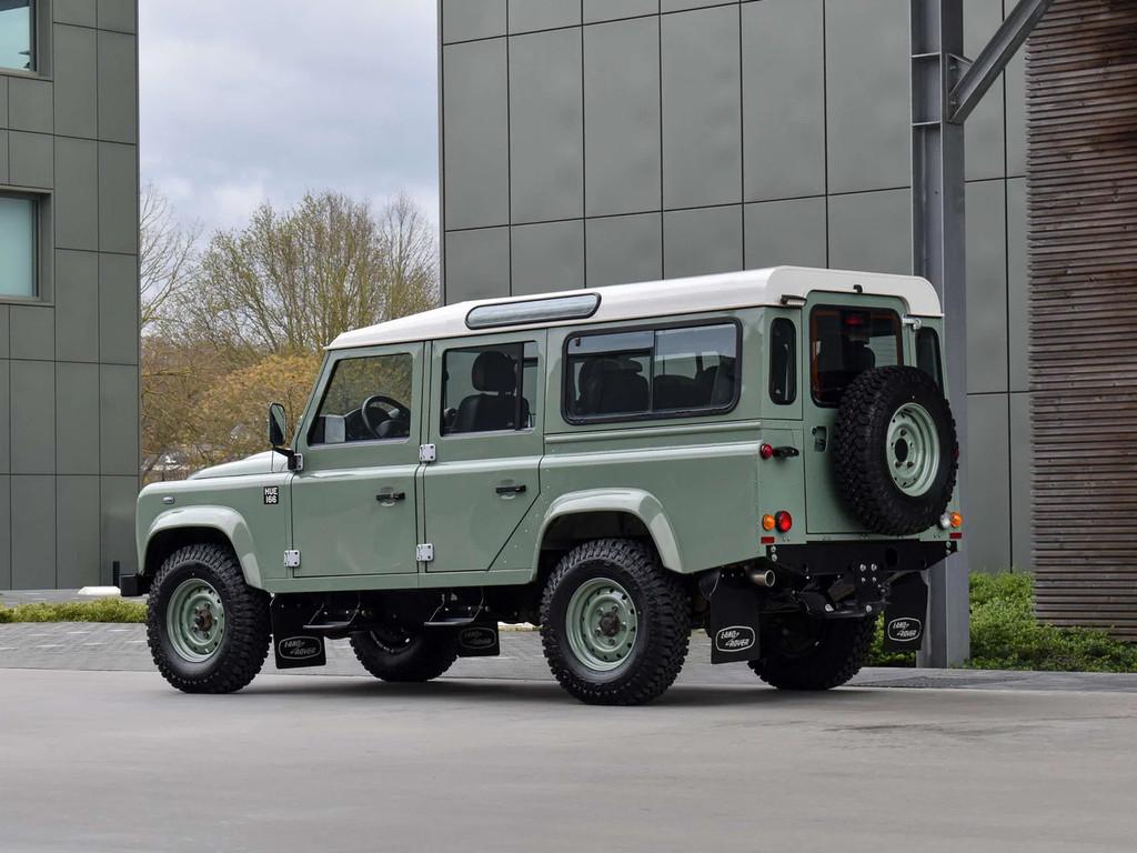 Land Rover Defender 110 2.2 TD4 - "Heritage Edition", 90 kW, Euro 5, 122 pk, Gebruikt