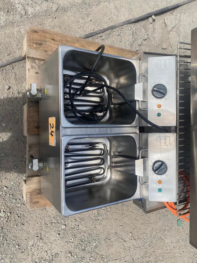 Friteuse professionnelle Metro, Electroménager, Friteuses, Enlèvement, Comme neuf, Friteuse duo