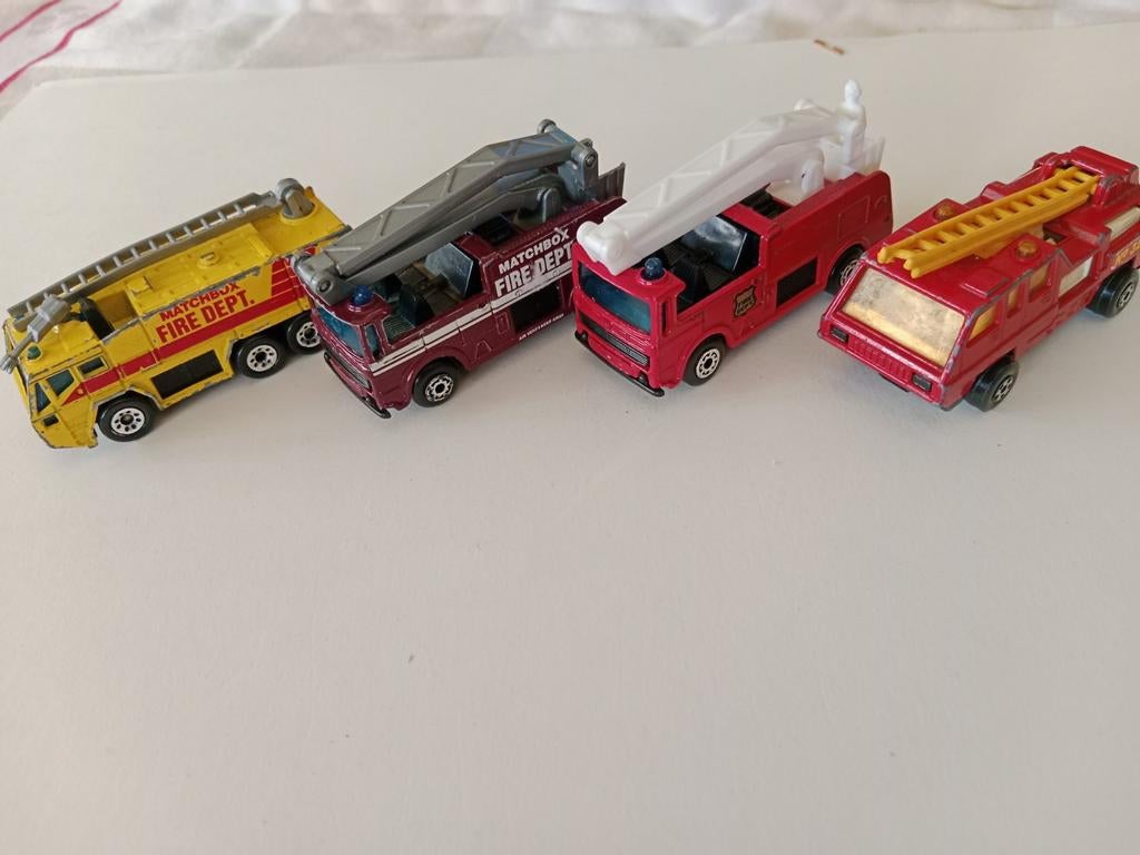 Matchbox brandweer en ambulance, Ophalen of Verzenden