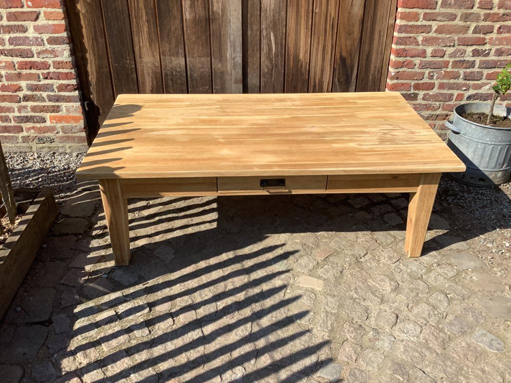 Massief eiken salontafel, Huis en Inrichting, Ophalen, Zo goed als nieuw
