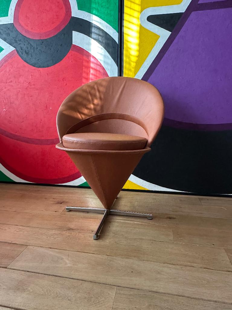 60S PANTON CONE CHAIR, Huis en Inrichting, Bruin, Zo goed als nieuw, Eén, Leer