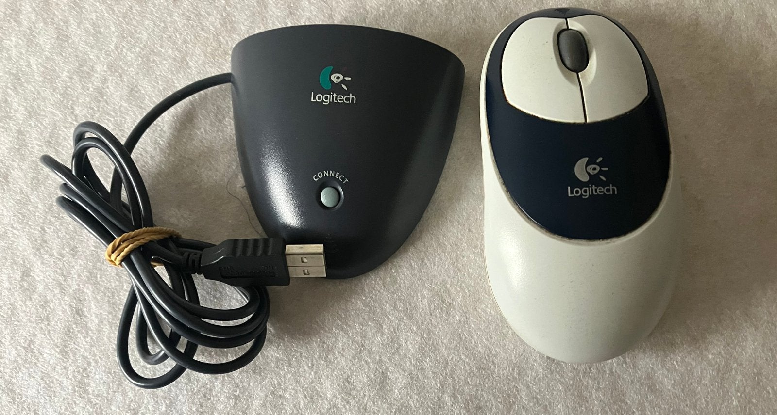 Souris d'ordinateur sans fil, Enlèvement ou Envoi, Comme neuf, Souris
