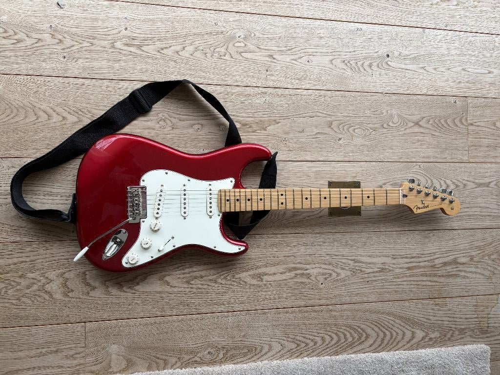 Fender Player Stratocaster MN Candy Apple Red, Muziek en Instrumenten, Ophalen, Zo goed als nieuw, Solid body, Fender