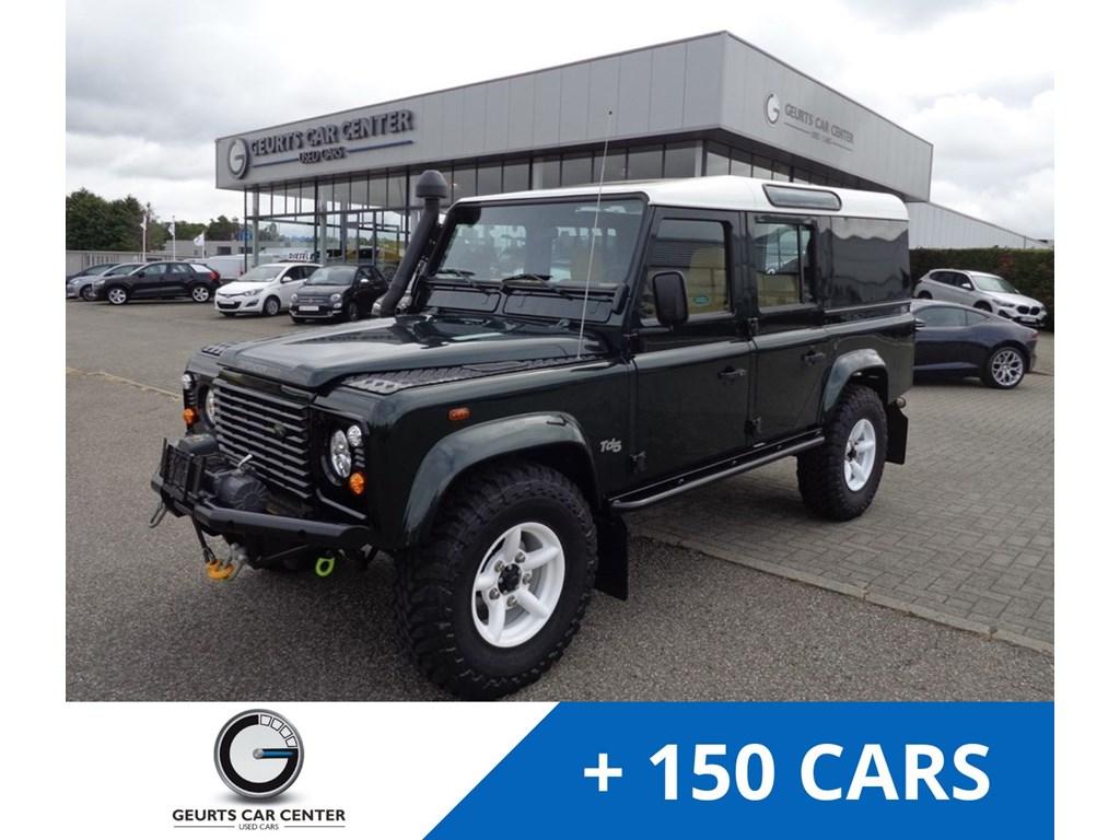Land Rover Defender TD5 2.5 122pk ! FULL BODY RESTORATION i, Auto's, 90 kW, 122 pk, USB, Beige