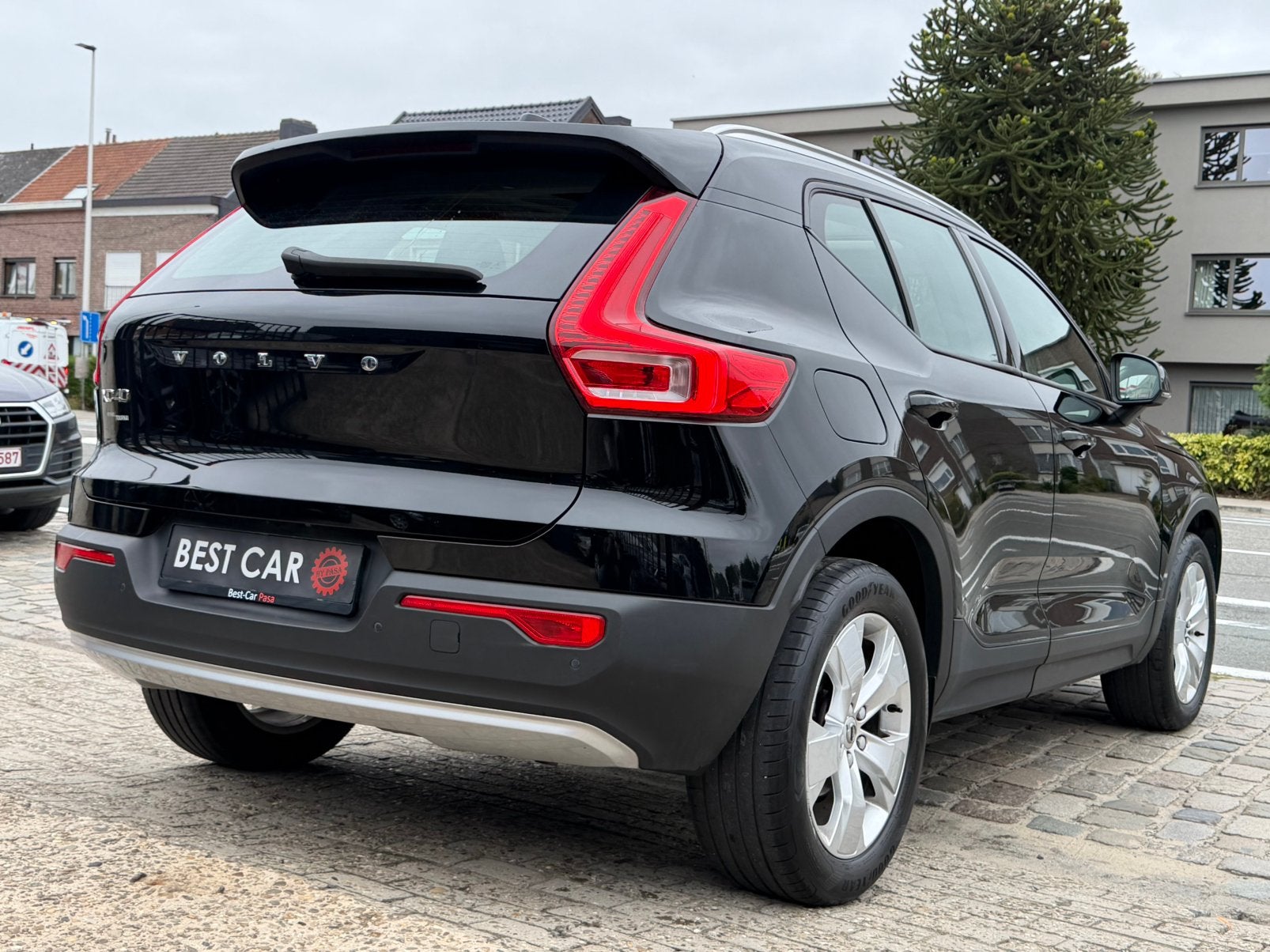 Volvo XC40 1.5 T2 * AutoMaat * Garantie, Automaat, Stof, Zwart, 5 deurs