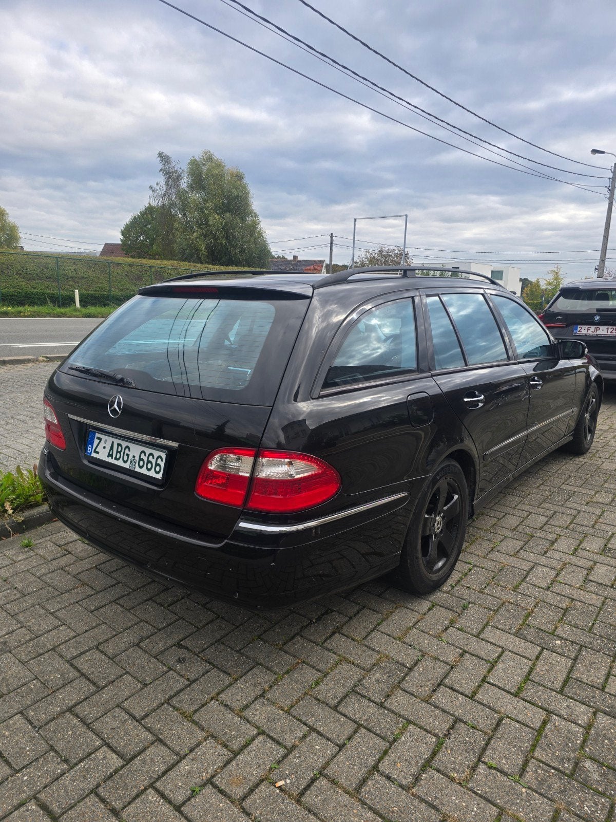 Mercedes E-Klasse 1.8 Kompressor – 163 pk – LPG – €6.500, Auto's, Automaat, Zwart, Break, 5 deurs