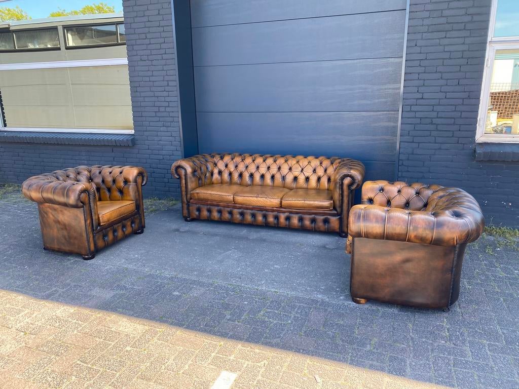 Oude Chesterfield 3+1+1 zit zetels goudbruin, Enlèvement ou Envoi, Comme neuf, Cuir