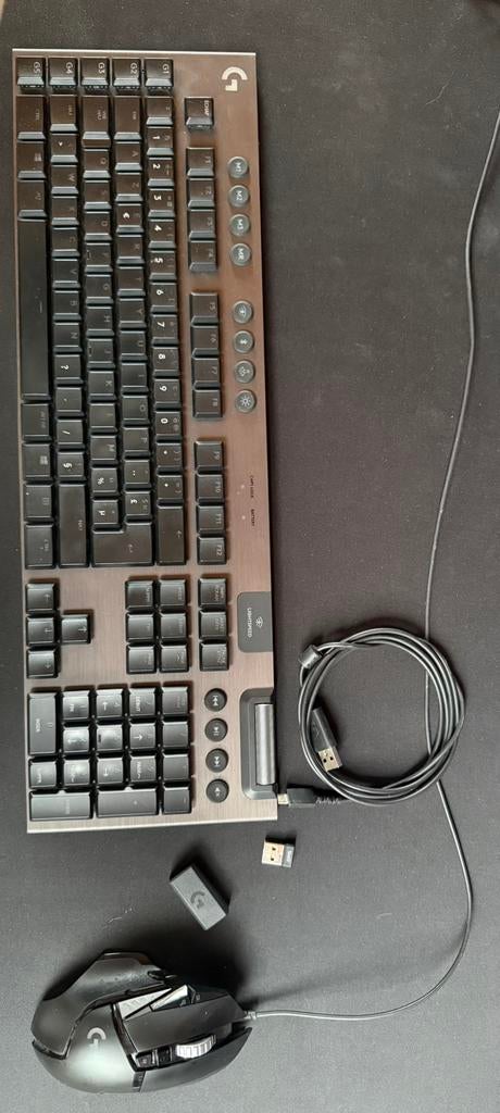 Logitech: G915 LIGHTSPEED-toetsenbord + G502 HERO-muis, Ophalen, Zo goed als nieuw, Bedraad