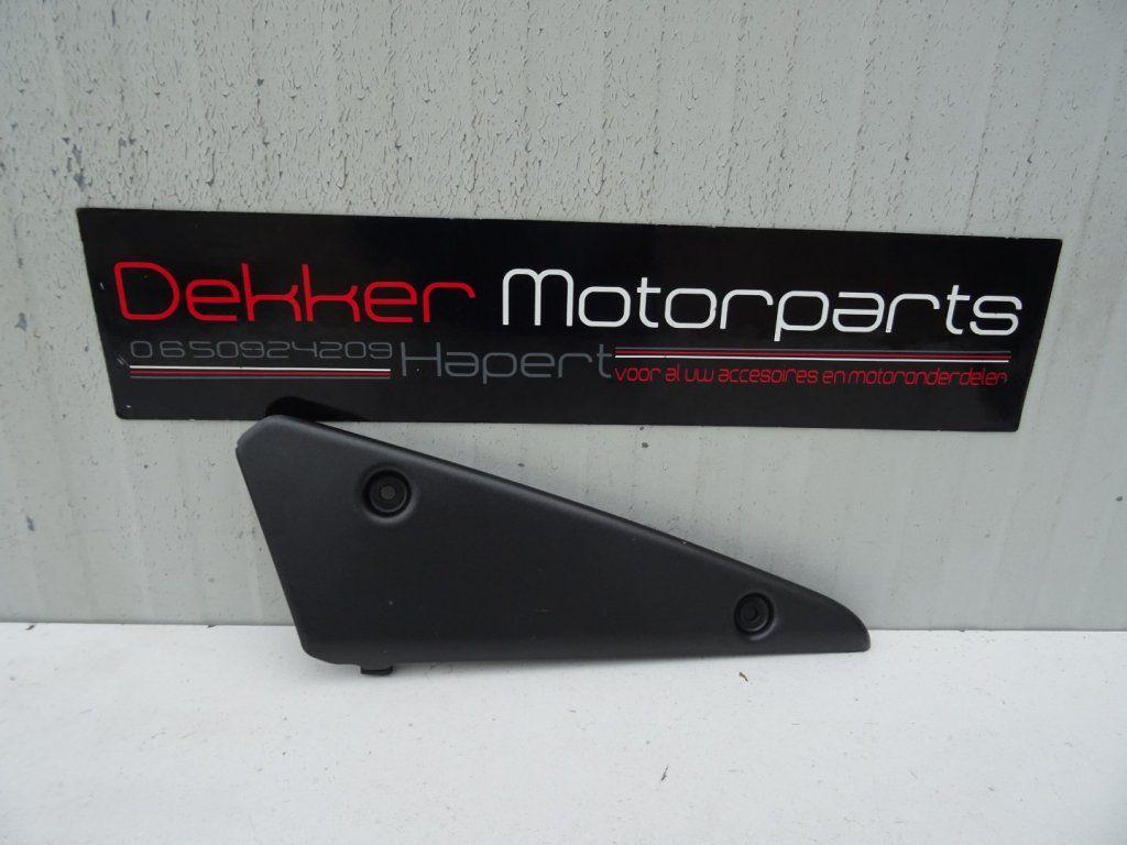 Rechter Uitlaat afwerkkap Kawasaki ZX6R 2009-2010-2011-2012, Gebruikt, -, -, Ophalen of Verzenden