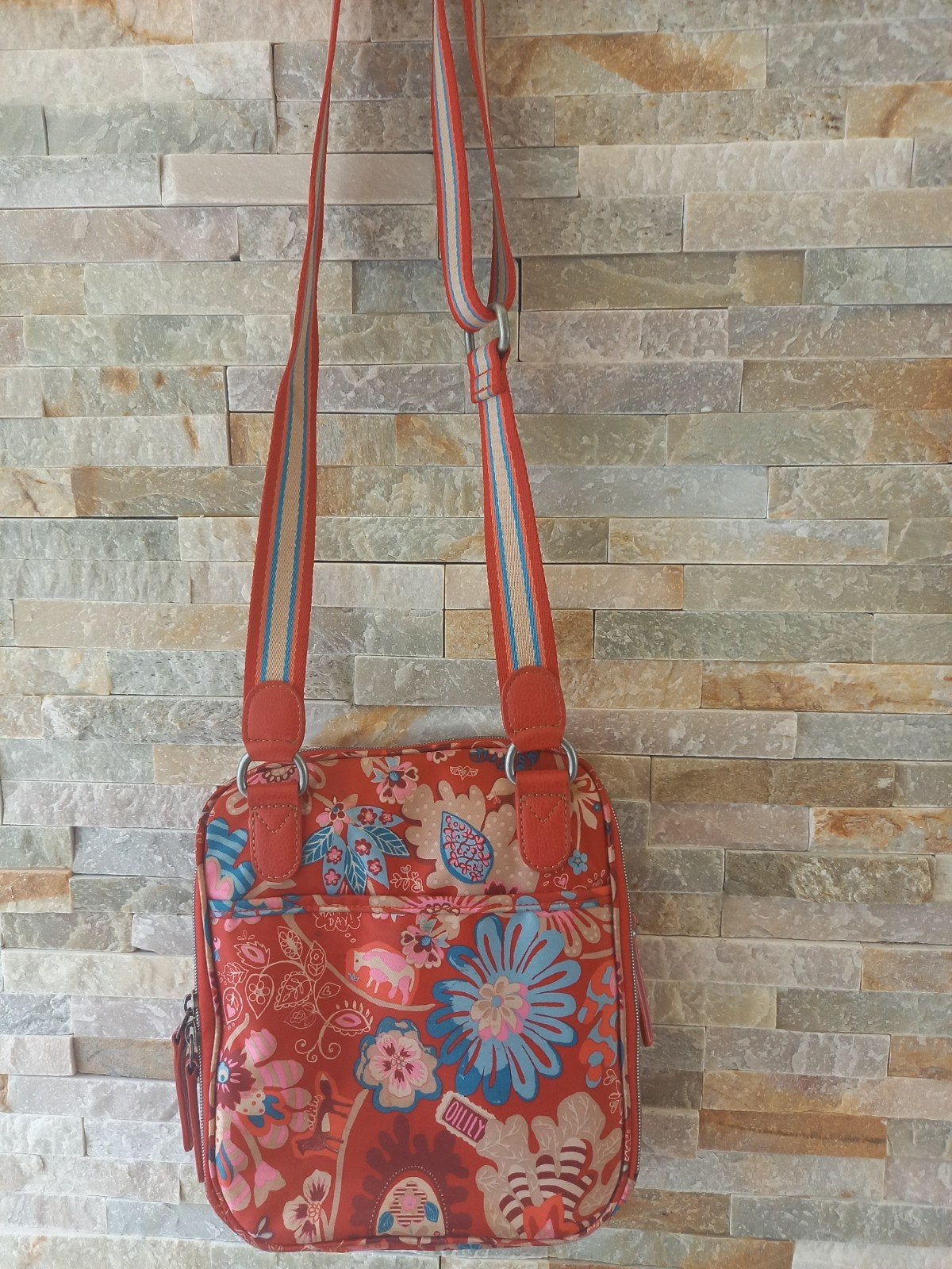 PETIT  SAC A BANDOULIÈRE OILILY 8€, Rouge, Moins de 40 cm, Moins de 35 cm, Poignée extensible
