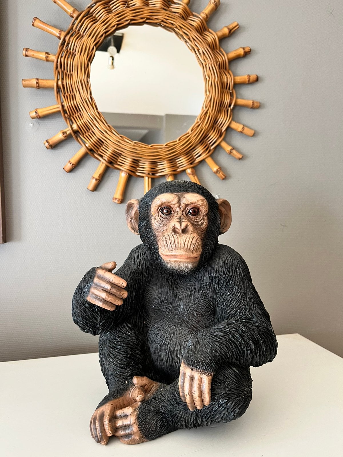 figurine décorative en résine représentant un chimpanzé, Enlèvement, Comme neuf