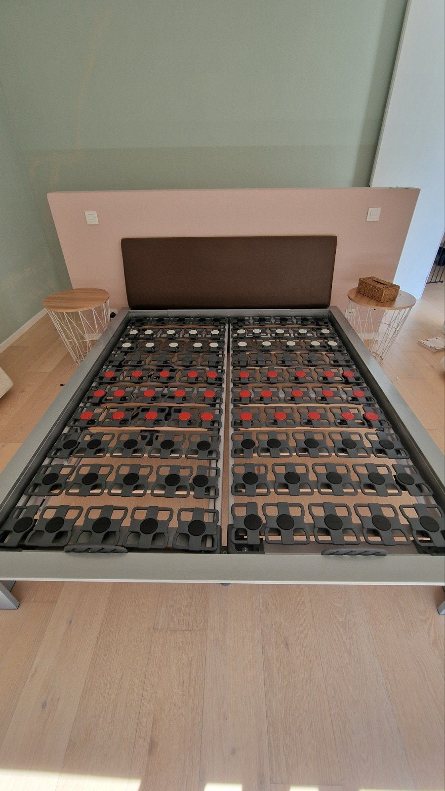 Tempur bed met 1 elektrische schotelbodem, Huis en Inrichting, Slaapkamer | Bedden, Ophalen, Verstelbaar, Tweepersoons, 200 cm