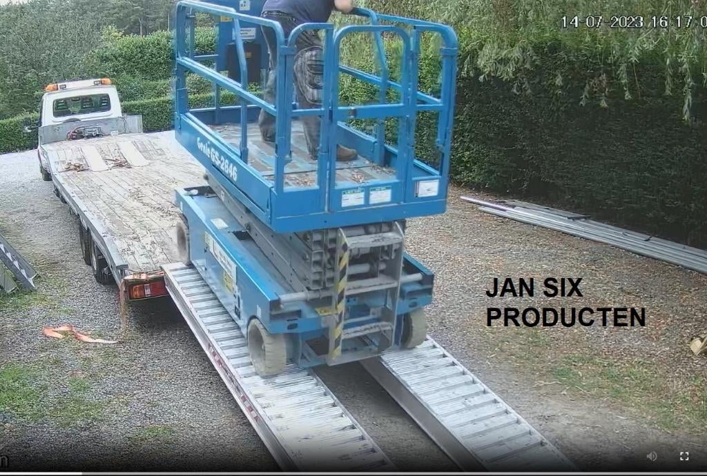 Alu. oprijplaten 4000 x 510 cap 7200 kg / paar type 170/40, Ophalen