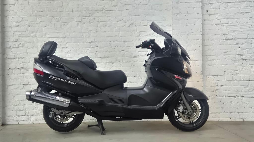 Suzuki Burgman 650 Executive @motomobilia, Motorrijbewijs A, Bedrijf, Meer dan 35 kW, 650 cc