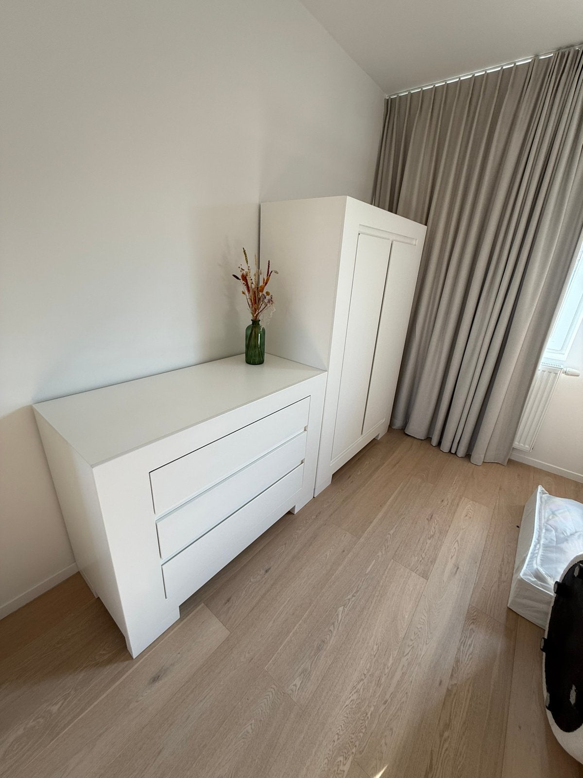 Commode en witte kast babykamer, Ophalen, Gebruikt