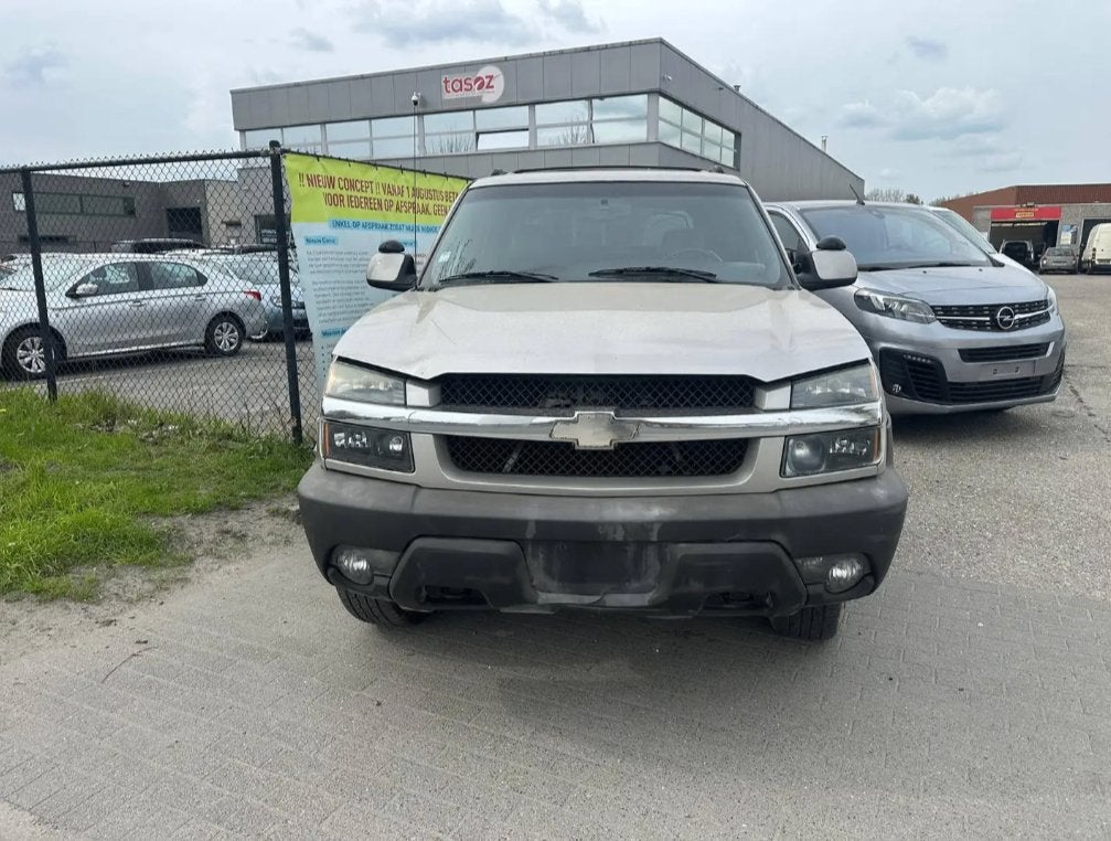 Nissan avalanche BENZINE & LPG | bj2004 AUTOMAAT 314.290 KM., Auto's, Automaat, 4 deurs, Overige modellen, 208 kW