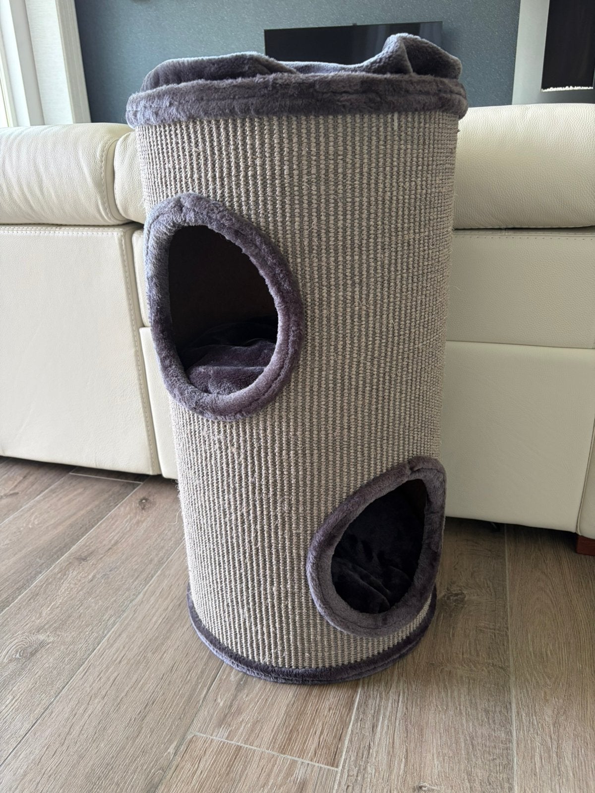 Krabpaal, grijze tinten., Dieren en Toebehoren, Krabmeubelen, Zo goed als nieuw, Krabpaal, Ophalen of Verzenden