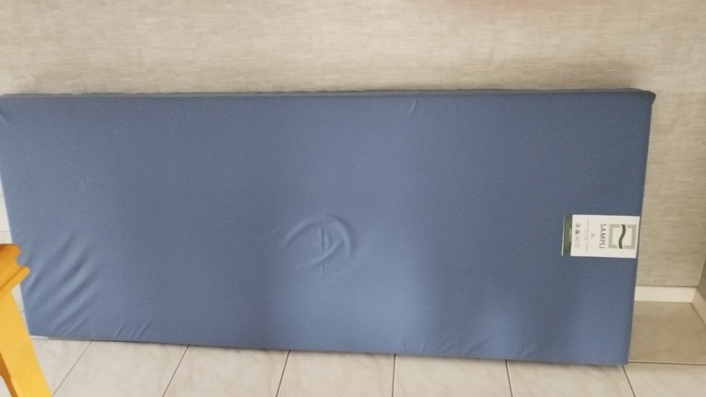 Matras Sampli - eenpersoonsmatras met waterdichte hoes, Ophalen, Gebruikt, Eenpersoons, 190 cm of minder