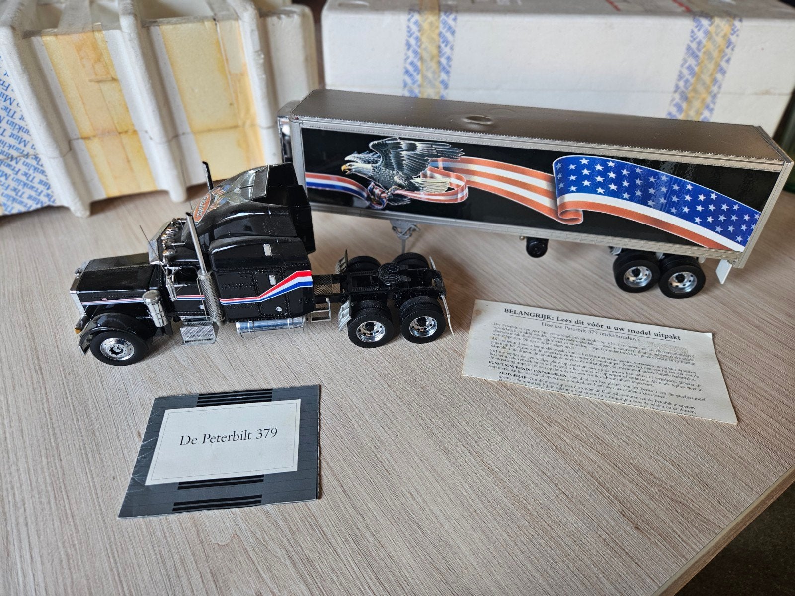 de peterbilt 379 + american eagle trailer, Enlèvement ou Envoi, Comme neuf, Bus ou Camion, Autres marques