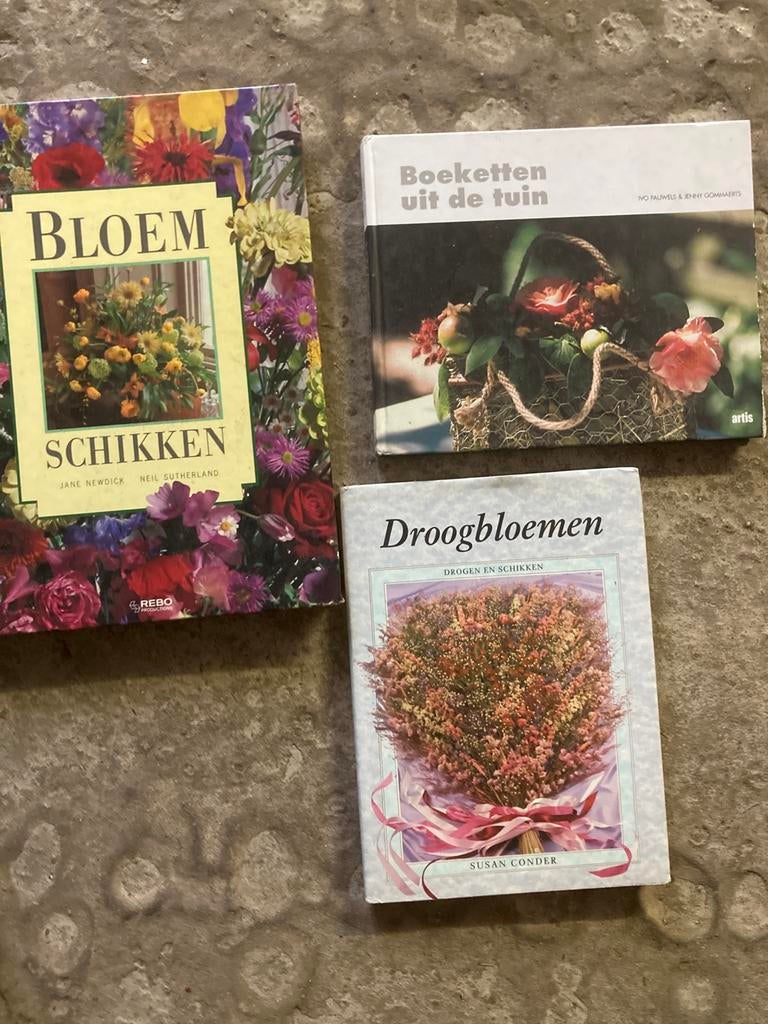 BLOEMSCHIKKEN/ 3 boeken samen €15, Boeken, Ophalen of Verzenden, Zo goed als nieuw