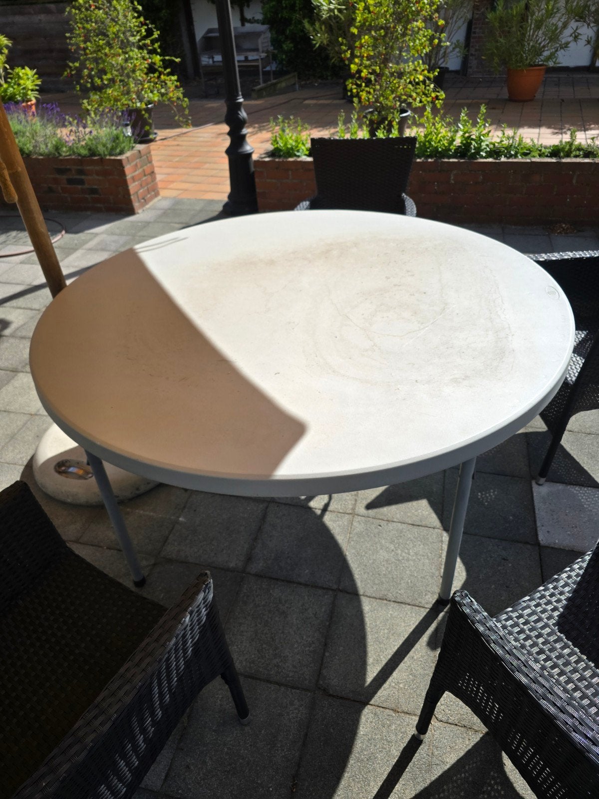 2 nieuwe tafels, Ophalen