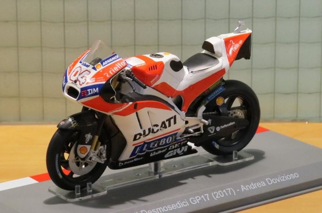 Andrea Dovizioso Ducati Desmosedici 2017 1:18, Enlèvement ou Envoi, Neuf, Moteur, Autres marques