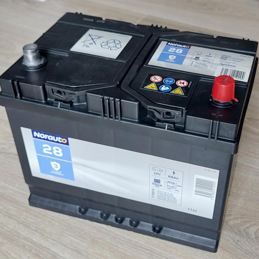 Batterie NORAUTO n28 12V 68Ah 550A, Auto-onderdelen, Accu's en Toebehoren, Gereviseerd, Ophalen