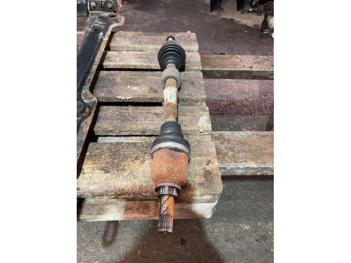 Aandrijfas links-voor van een Renault Megane, Gebruikt, -, Renault, -