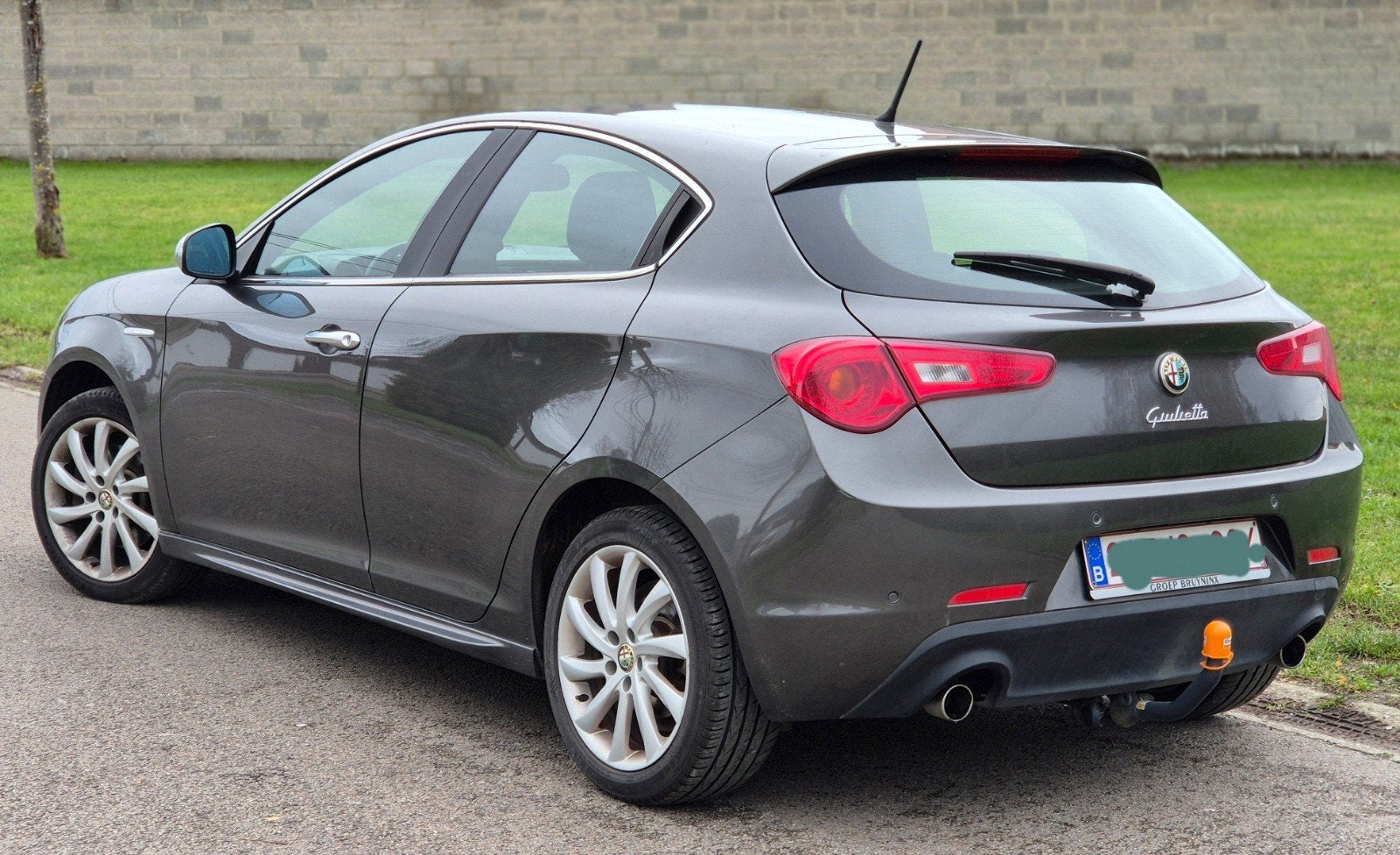 Alfa Romeo giulietta 20jtd 103kw 138mkm clima ctok 5500€, Auto's, Alfa Romeo, Particulier, Giulietta, Diesel, Euro 5, Berline