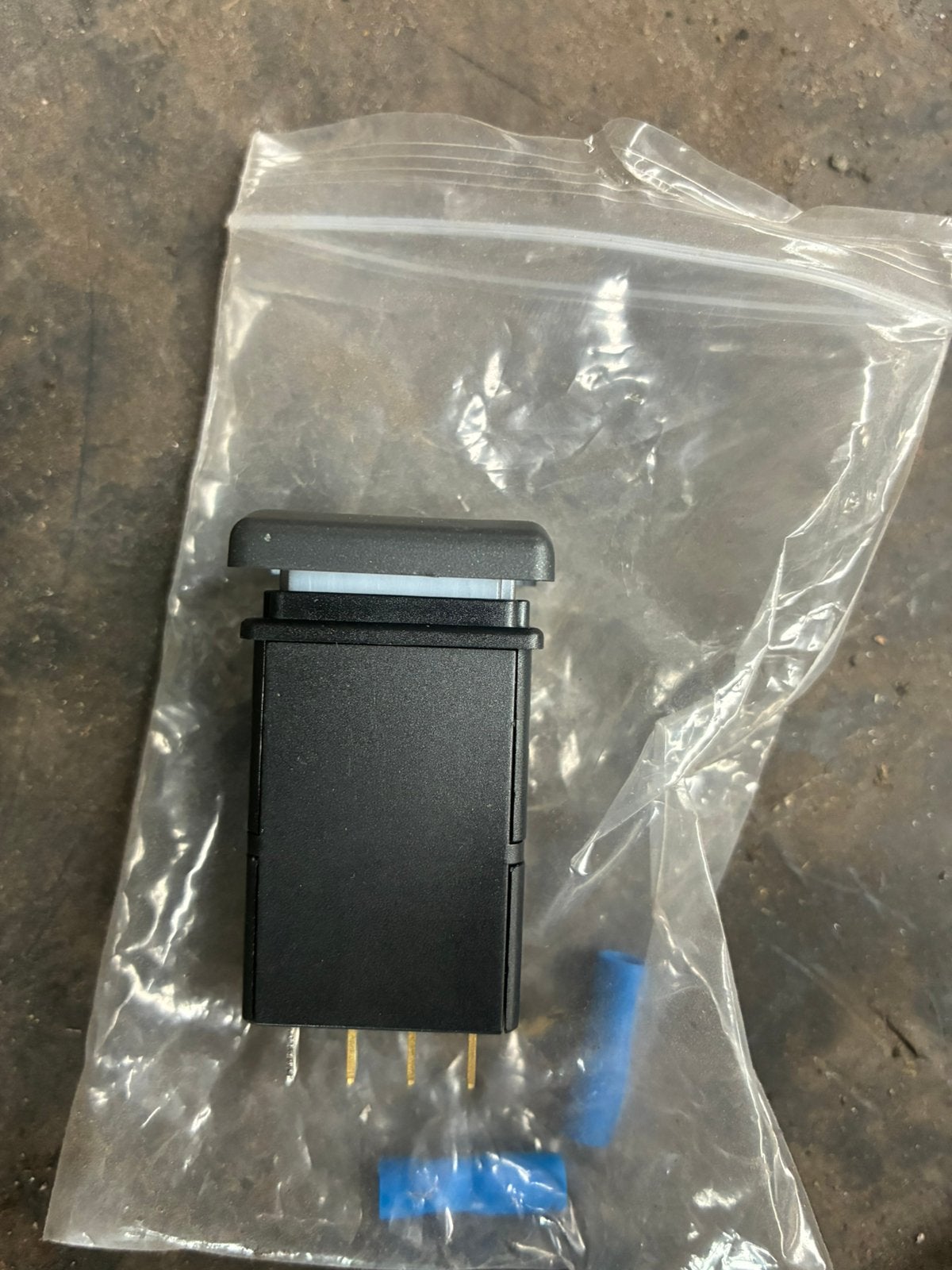 Discovery 2 schakelaar voor led bar of dergelijke..., Computers en Software, Processors, Ophalen, Zo goed als nieuw