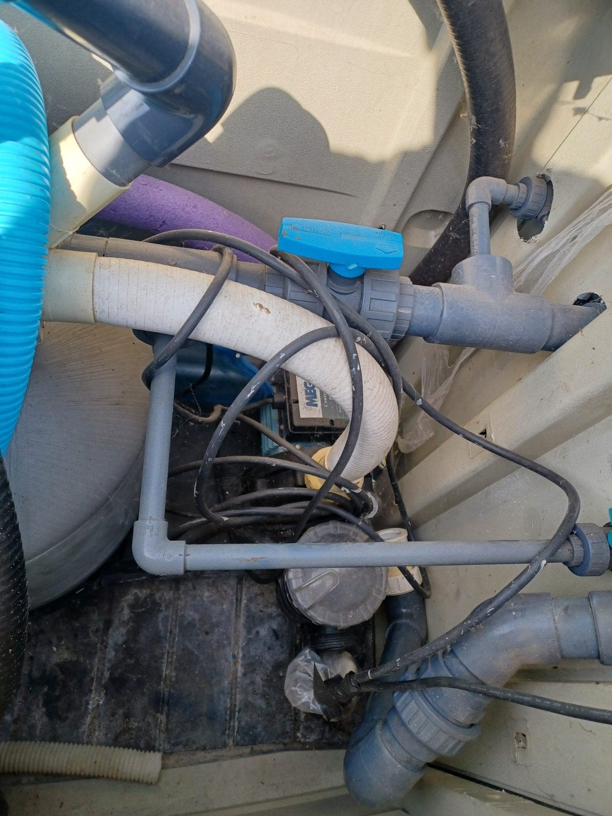 Zandfilter buizen aansluitingen zwembad., Ophalen