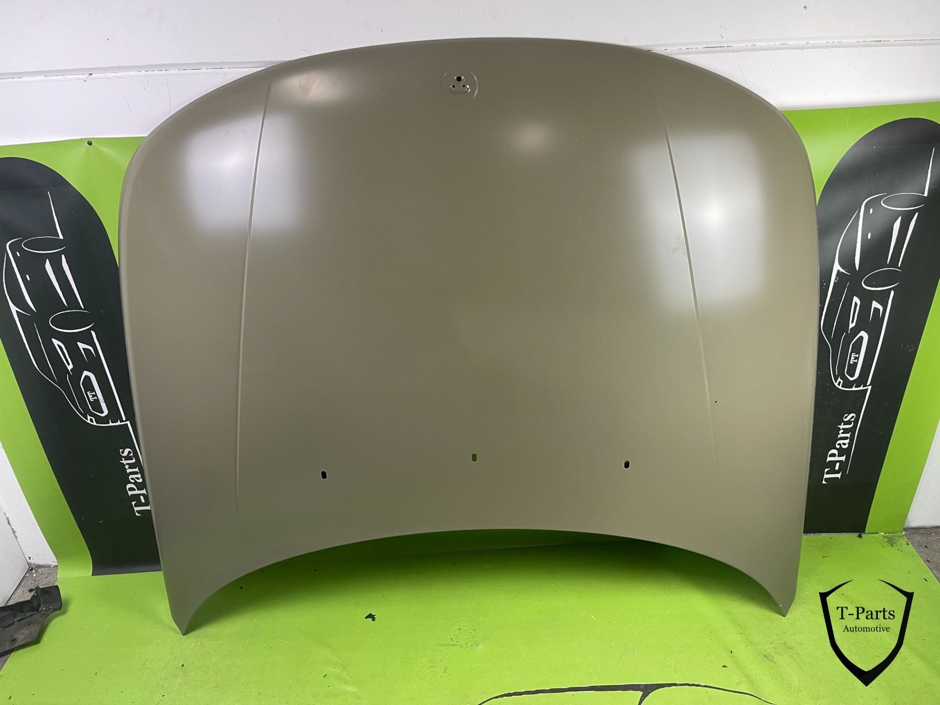 Capot Saab 9-3 93, Saab Automobile AB (defunct), Saabvagen 1
461 80  Trollhattan, SE, Utilisé, Capot moteur