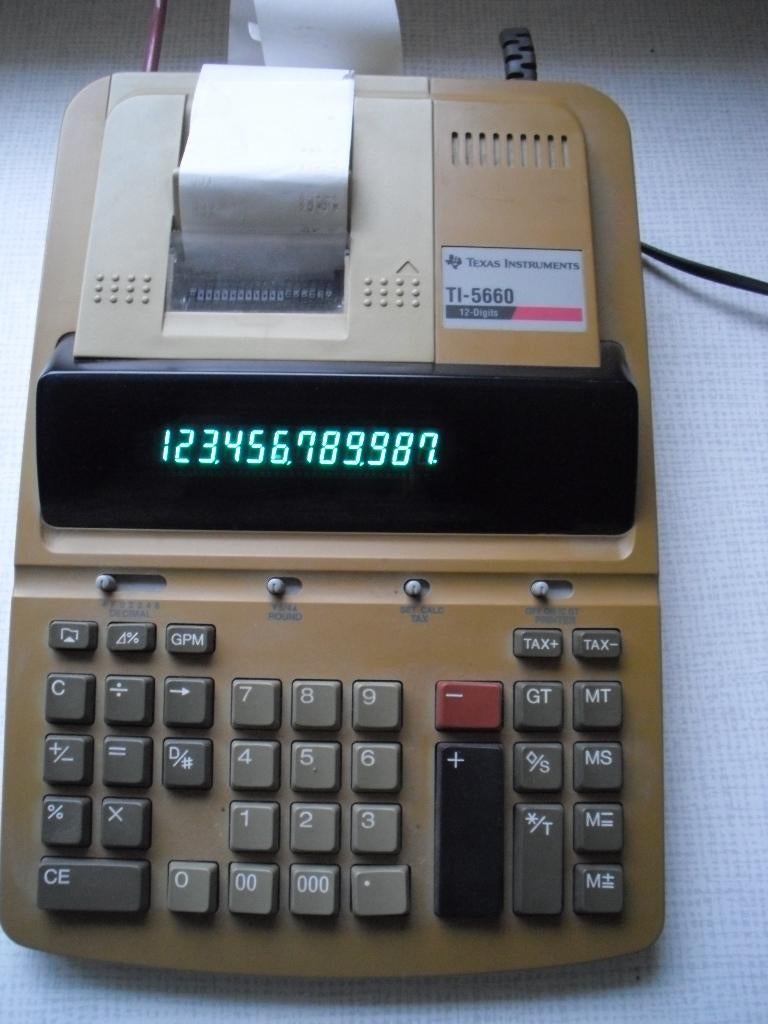 Machine à calculer Texas Instruments TI-5660., Ophalen, Gebruikt